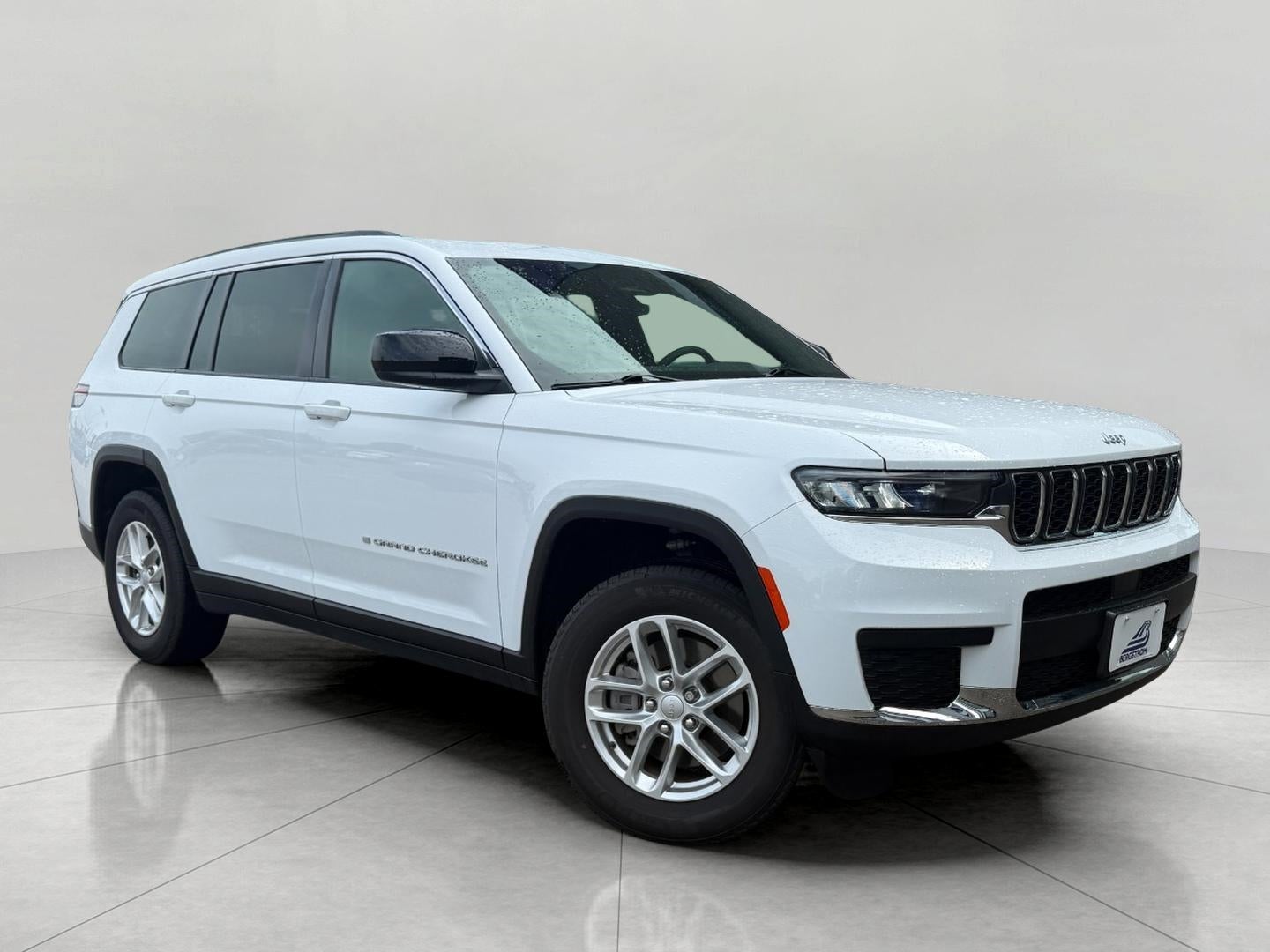 2025 Jeep Grand Cherokee Laredo 4x4