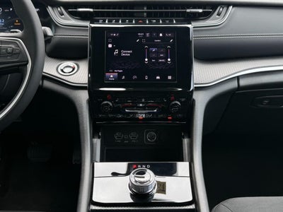 2025 Jeep Grand Cherokee Laredo 4x4