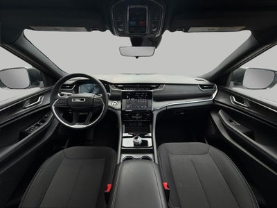 2025 Jeep Grand Cherokee Laredo 4x4