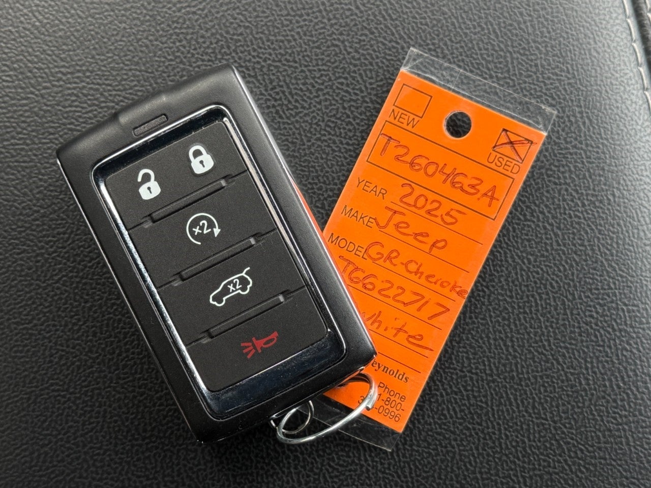 2025 Jeep Grand Cherokee Laredo 4x4
