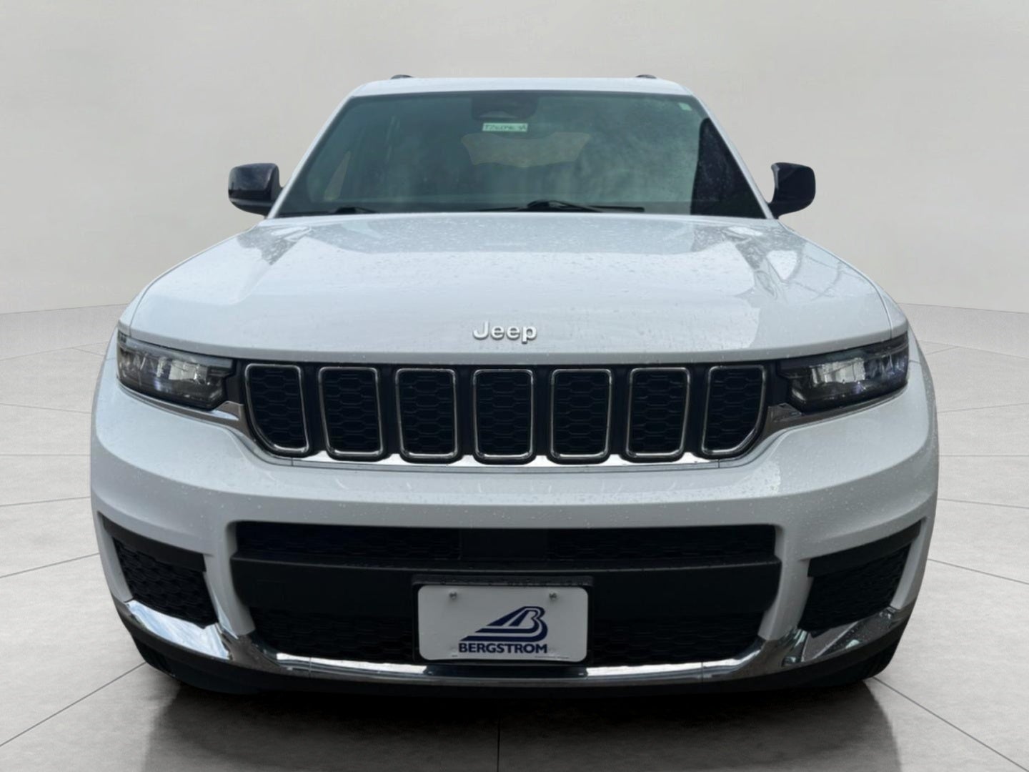 2025 Jeep Grand Cherokee Laredo 4x4