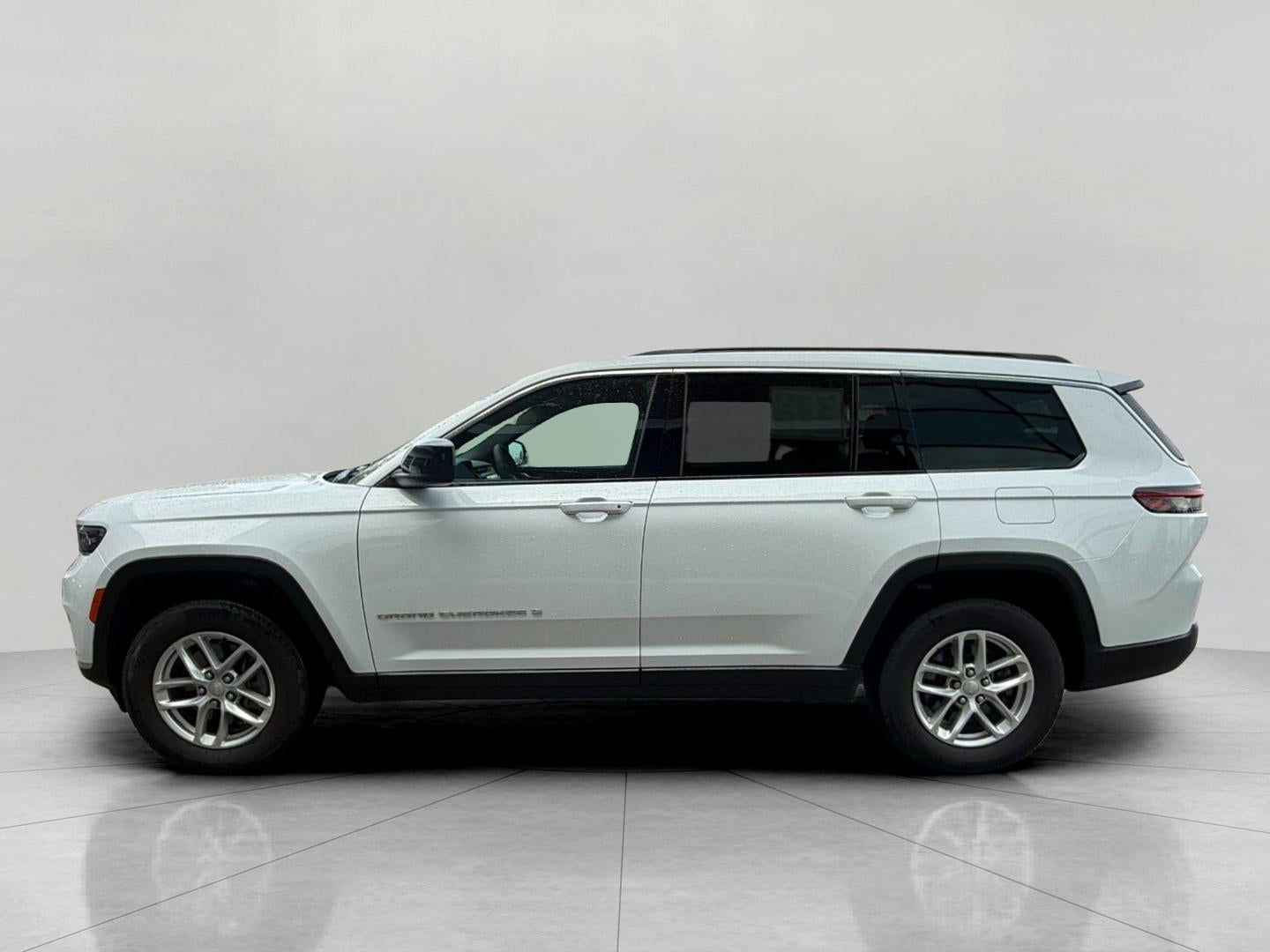 2025 Jeep Grand Cherokee Laredo 4x4