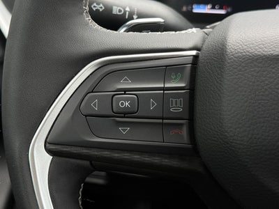 2025 Jeep Grand Cherokee Laredo 4x4