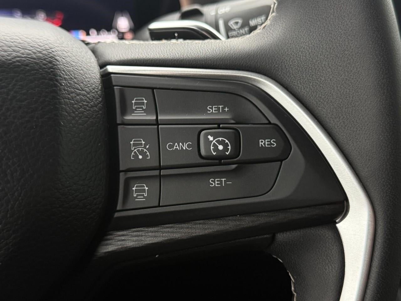 2024 Jeep Grand Cherokee L Laredo