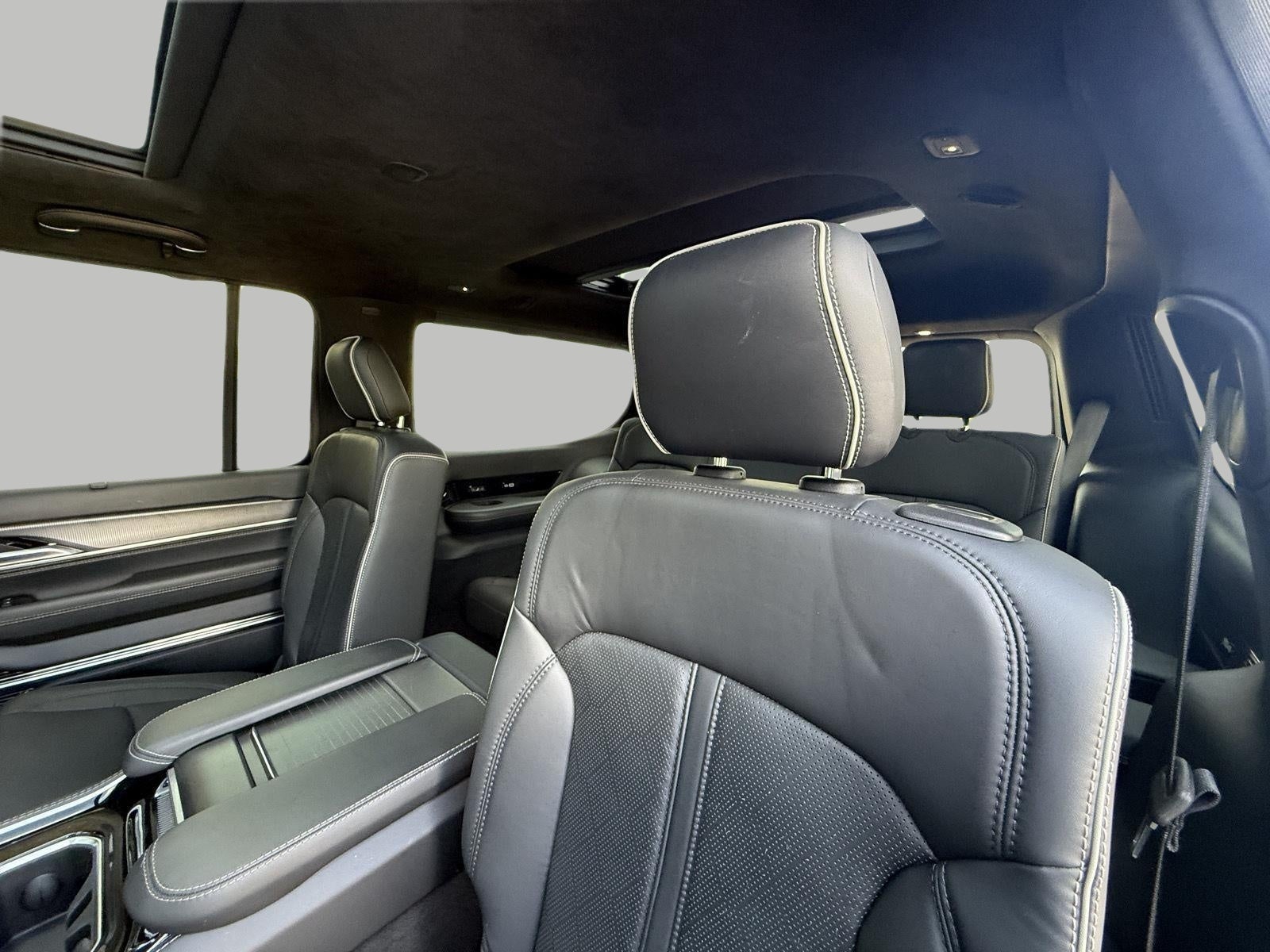 2022 Jeep Grand Wagoneer Series II 4x4