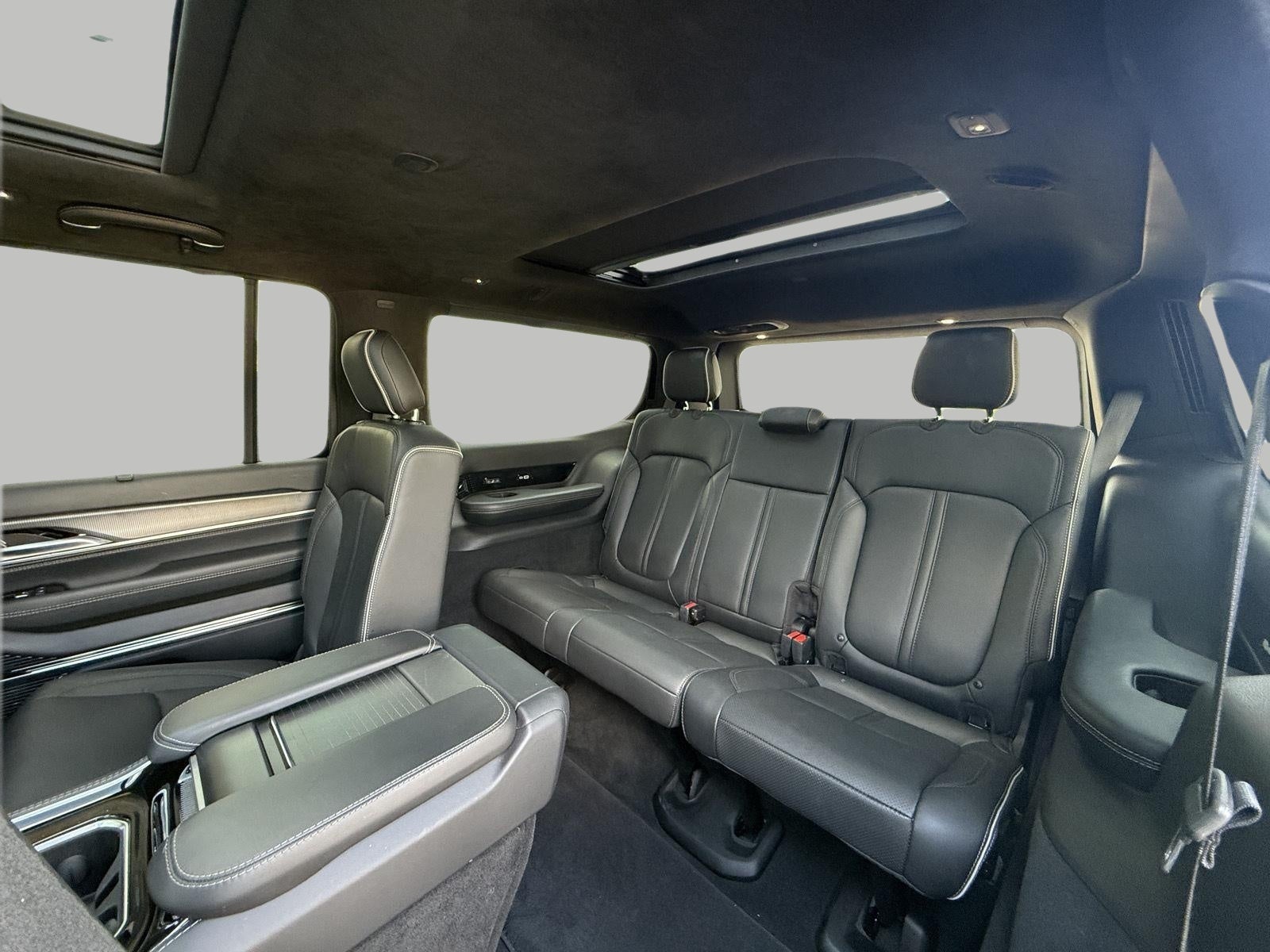 2022 Jeep Grand Wagoneer Series II 4x4