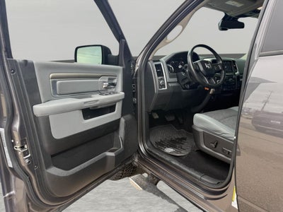2018 RAM 1500 Big Horn 4x4 Crew Cab 5'7" Box