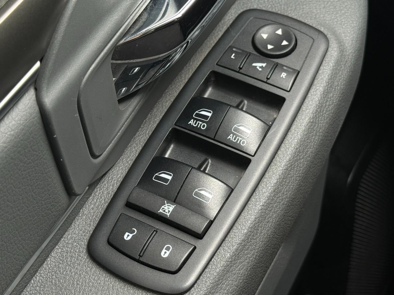 2018 RAM 1500 Big Horn 4x4 Crew Cab 5'7" Box