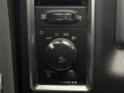 2018 RAM 1500 Big Horn 4x4 Crew Cab 5'7" Box