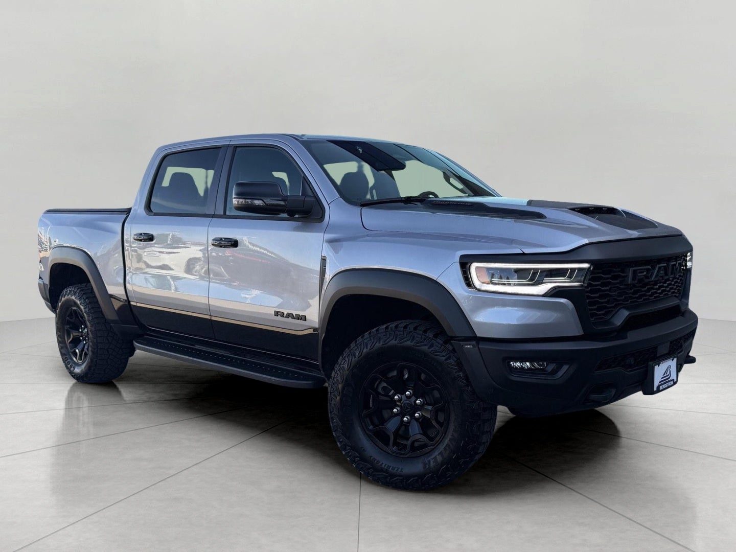 2025 RAM 1500 RHO 4x4 Crew Cab 5'7" Box