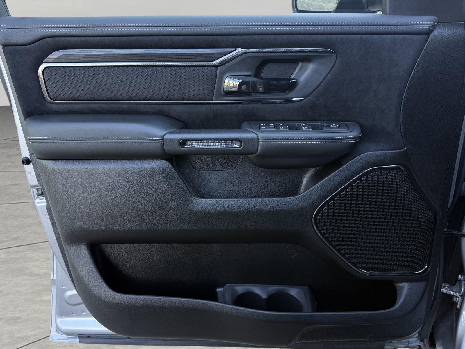 2025 RAM 1500 RHO 4x4 Crew Cab 5'7" Box