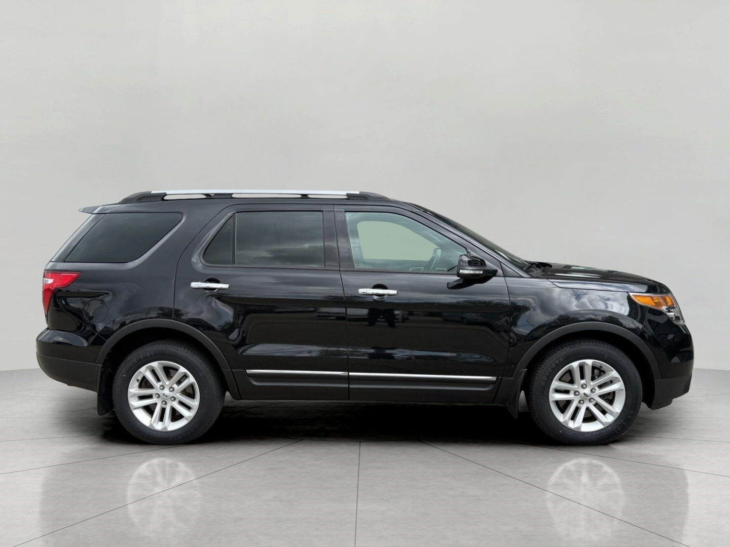 2014 Ford Explorer 4WD 4dr XLT
