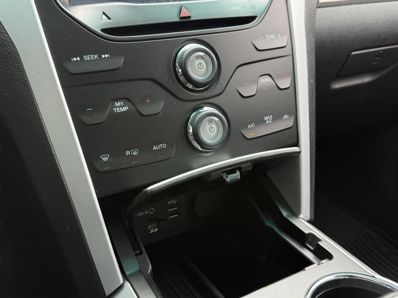 2014 Ford Explorer 4WD 4dr XLT