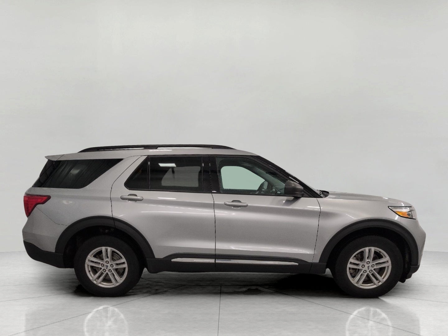 2024 Ford Explorer XLT 4WD