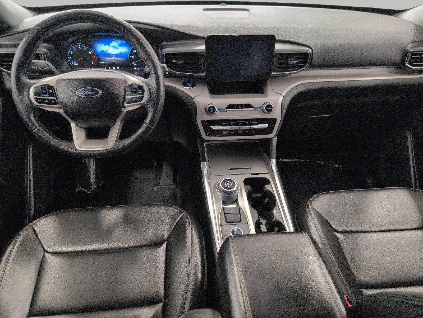 2024 Ford Explorer XLT 4WD
