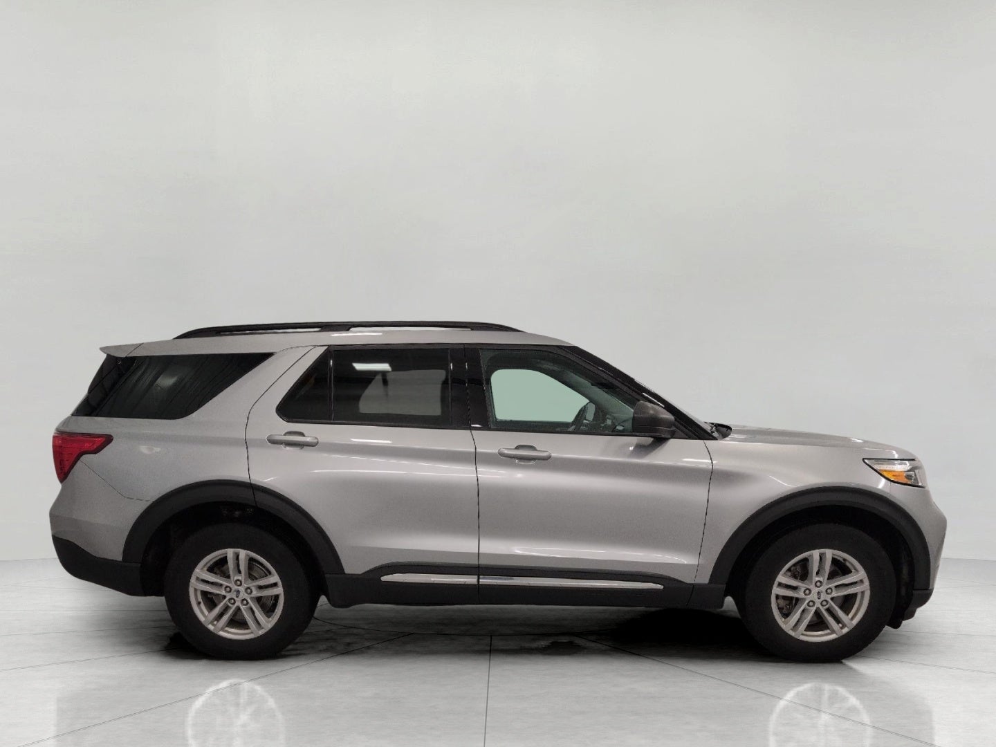 2024 Ford Explorer XLT 4WD