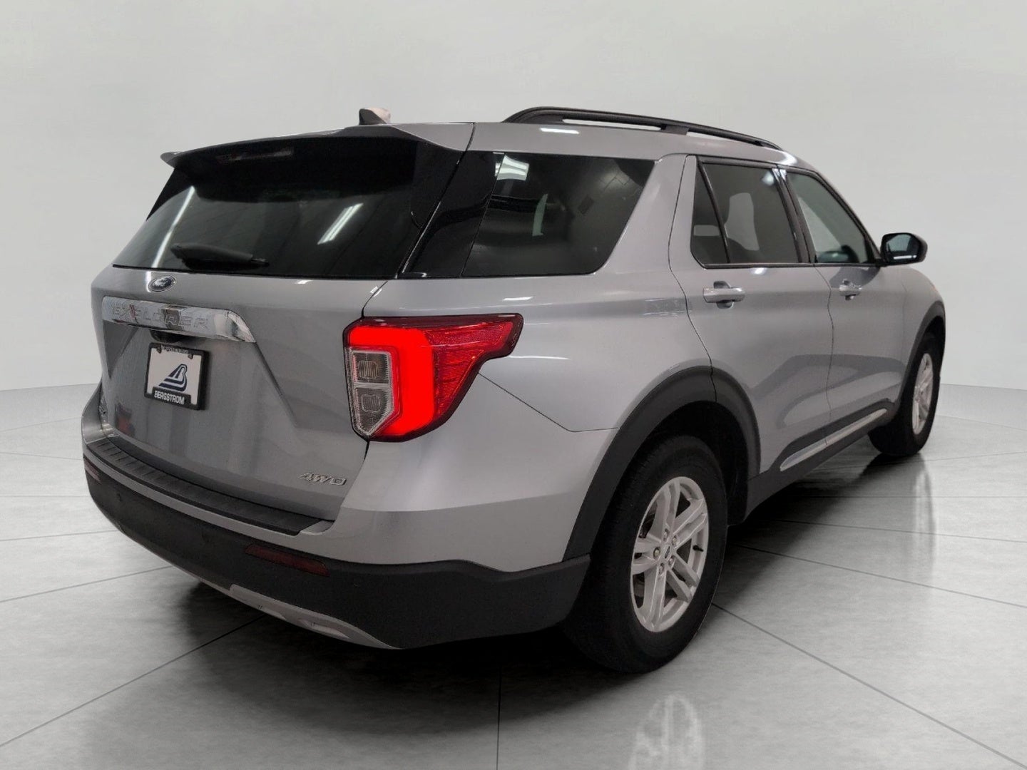 2024 Ford Explorer XLT 4WD