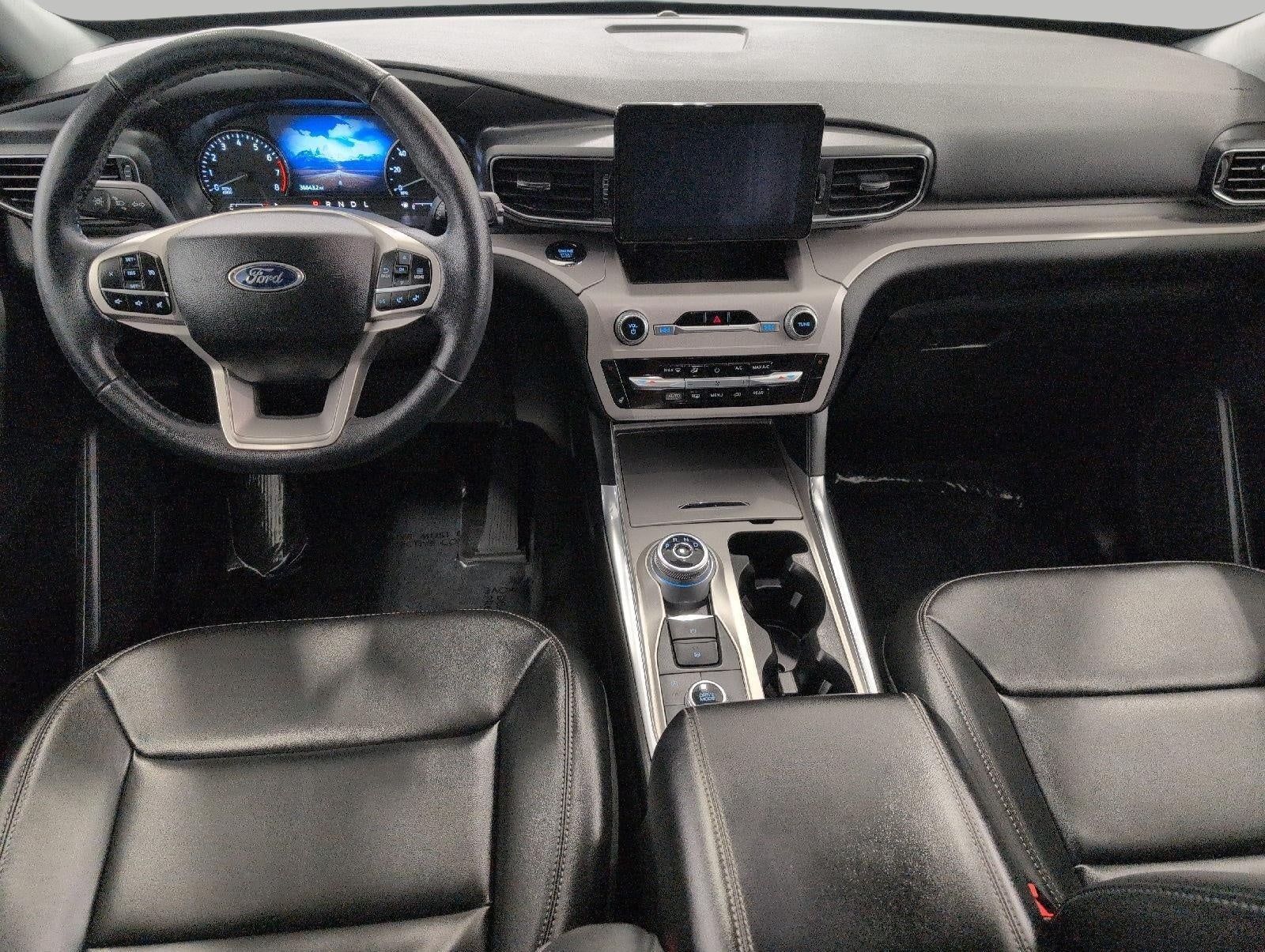 2024 Ford Explorer XLT 4WD