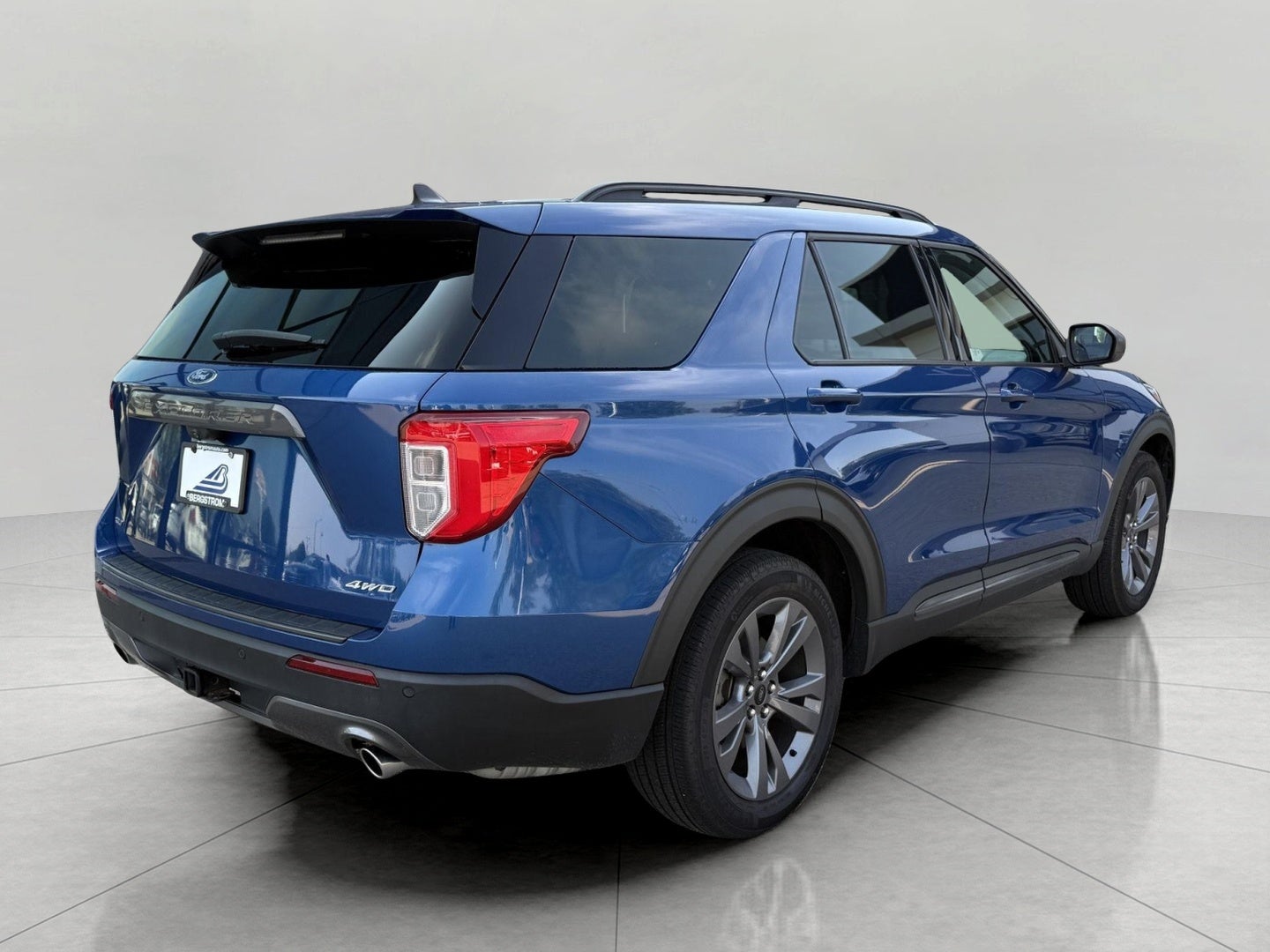 2021 Ford Explorer XLT 4WD