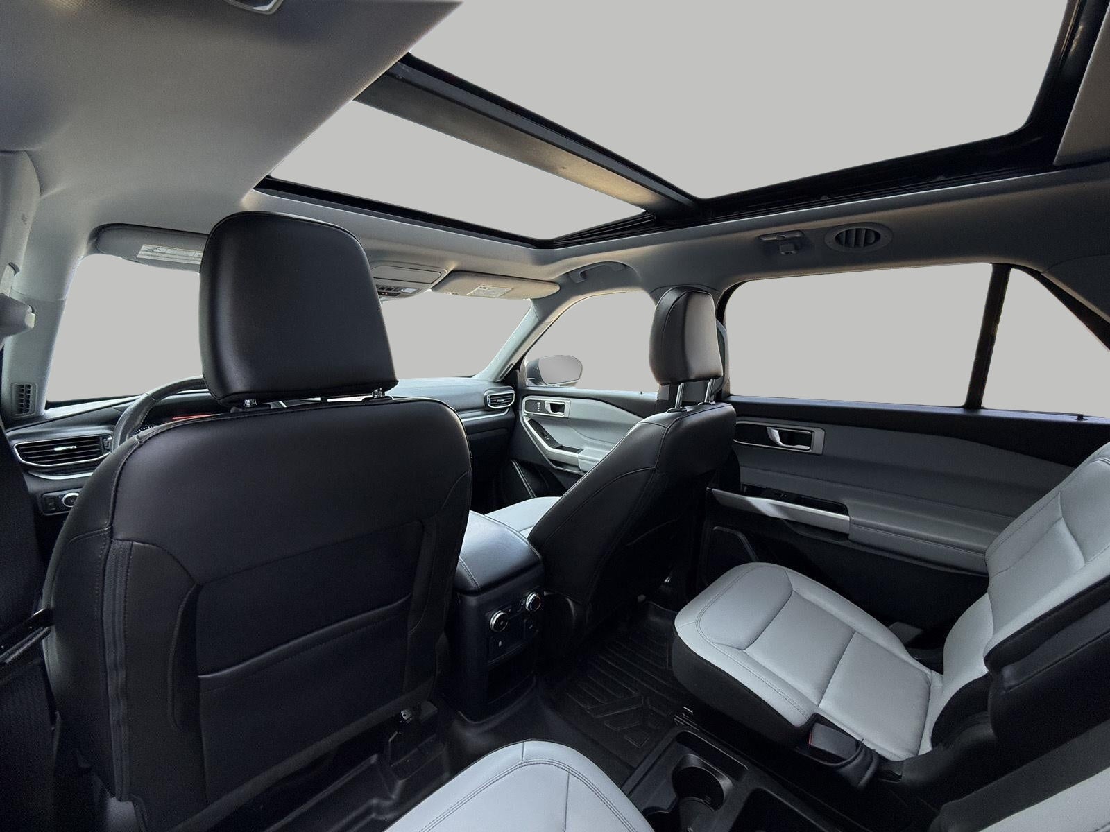 2021 Ford Explorer XLT 4WD