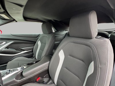 2018 Chevrolet Camaro 2dr Convertible 1LT