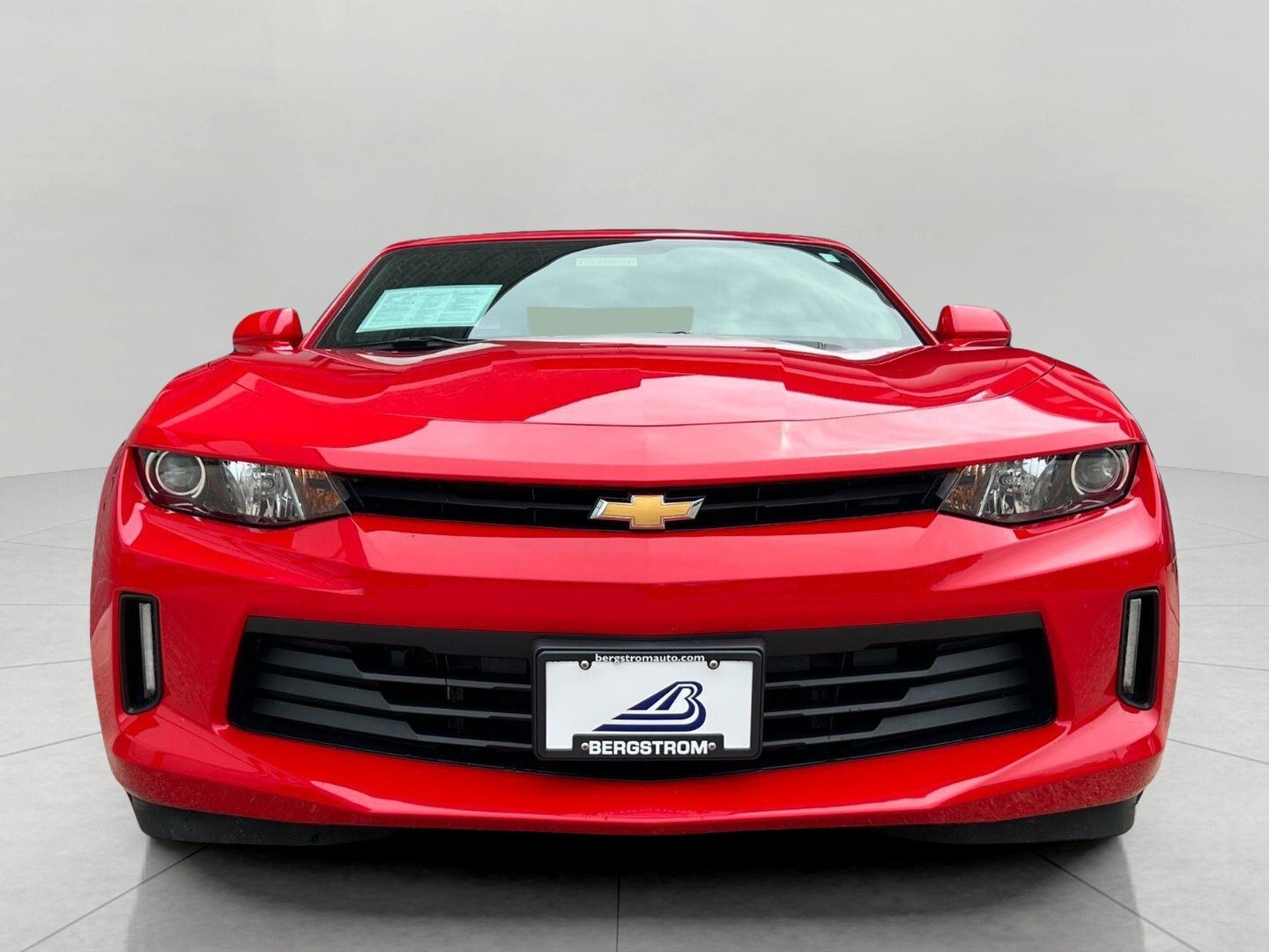 2018 Chevrolet Camaro 2dr Convertible 1LT