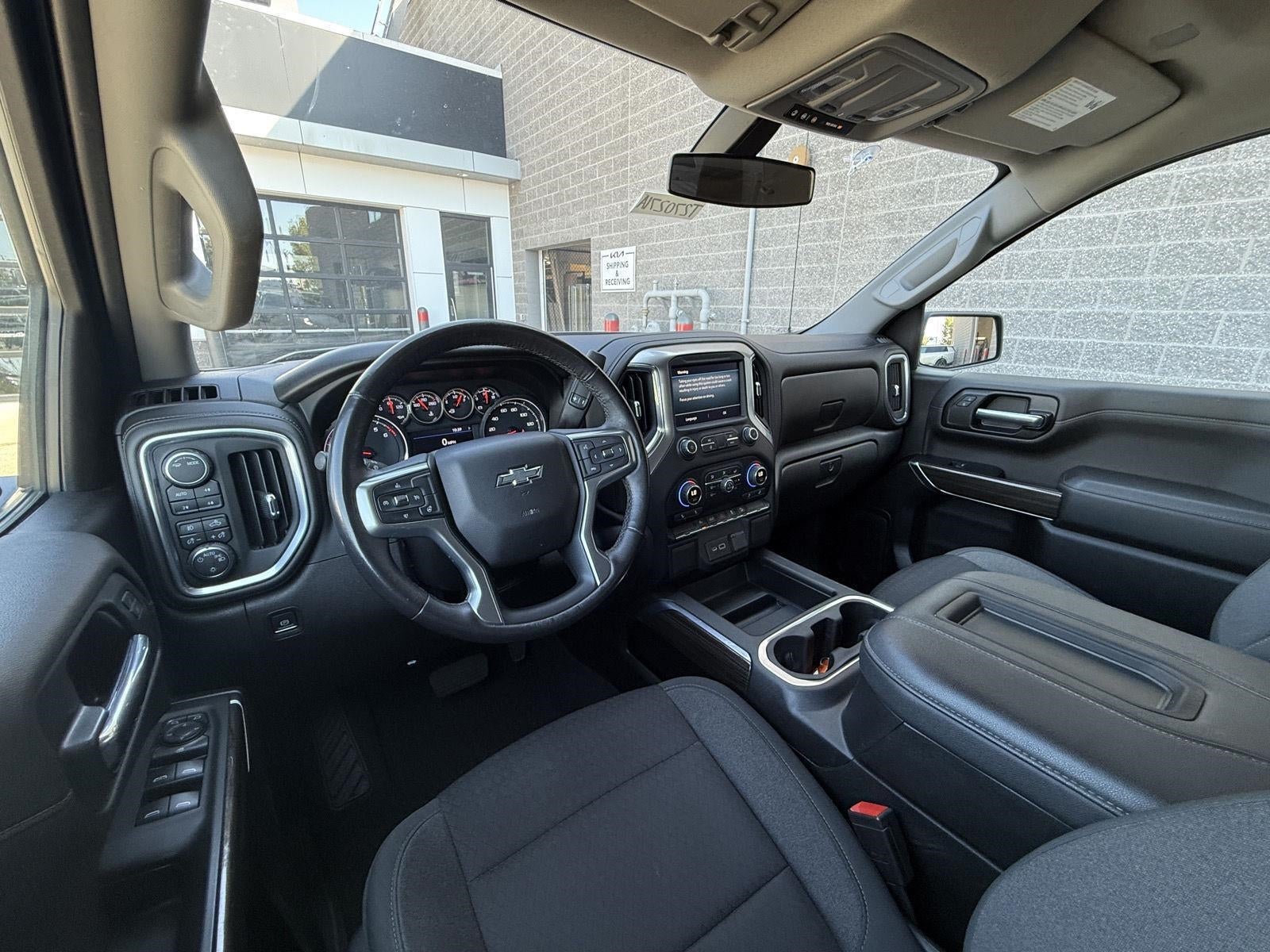 2022 Chevrolet Silverado 1500 LTD Crew Cab Short Box 4-Wheel Drive RST