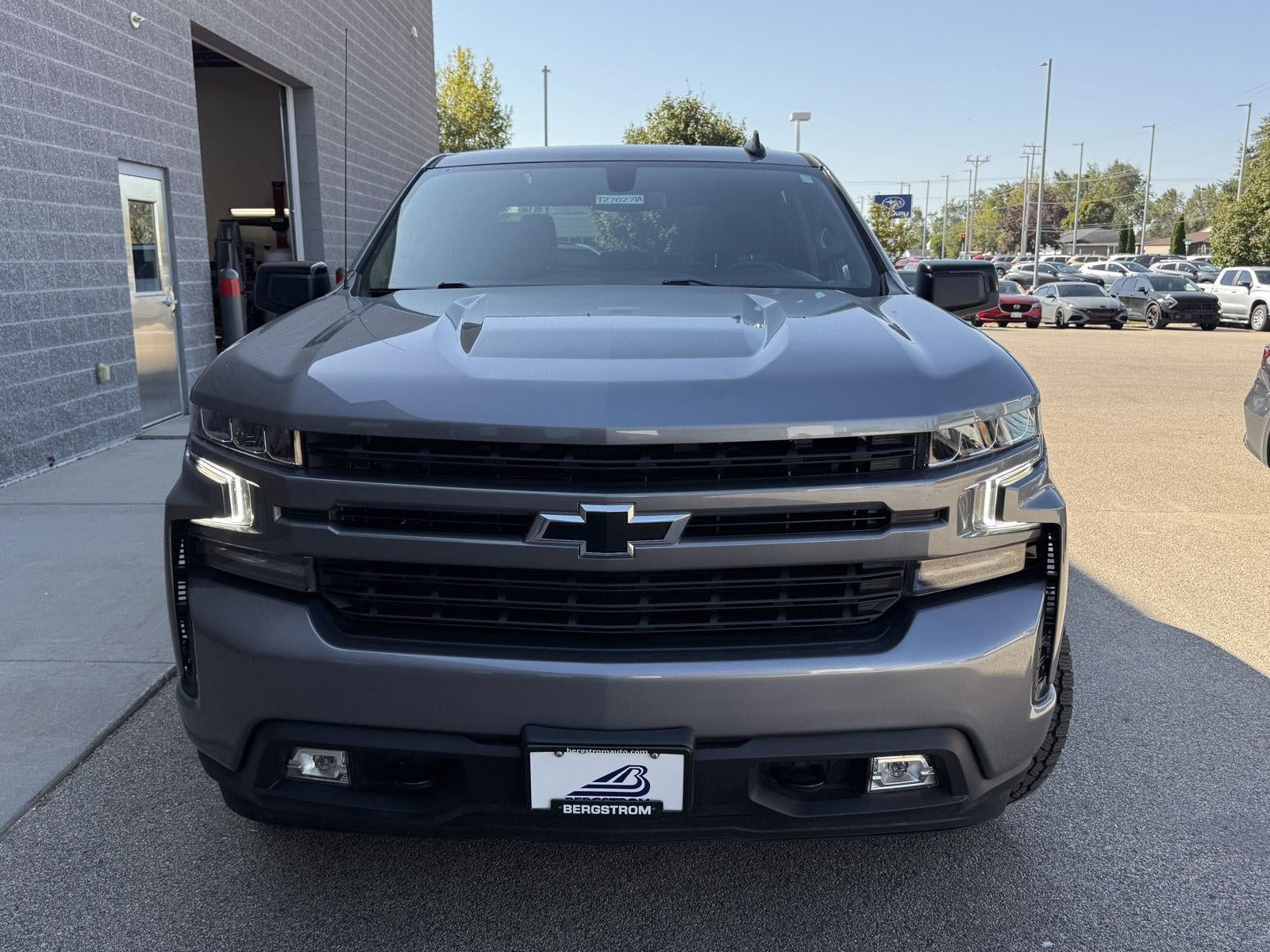 2022 Chevrolet Silverado 1500 LTD Crew Cab Short Box 4-Wheel Drive RST