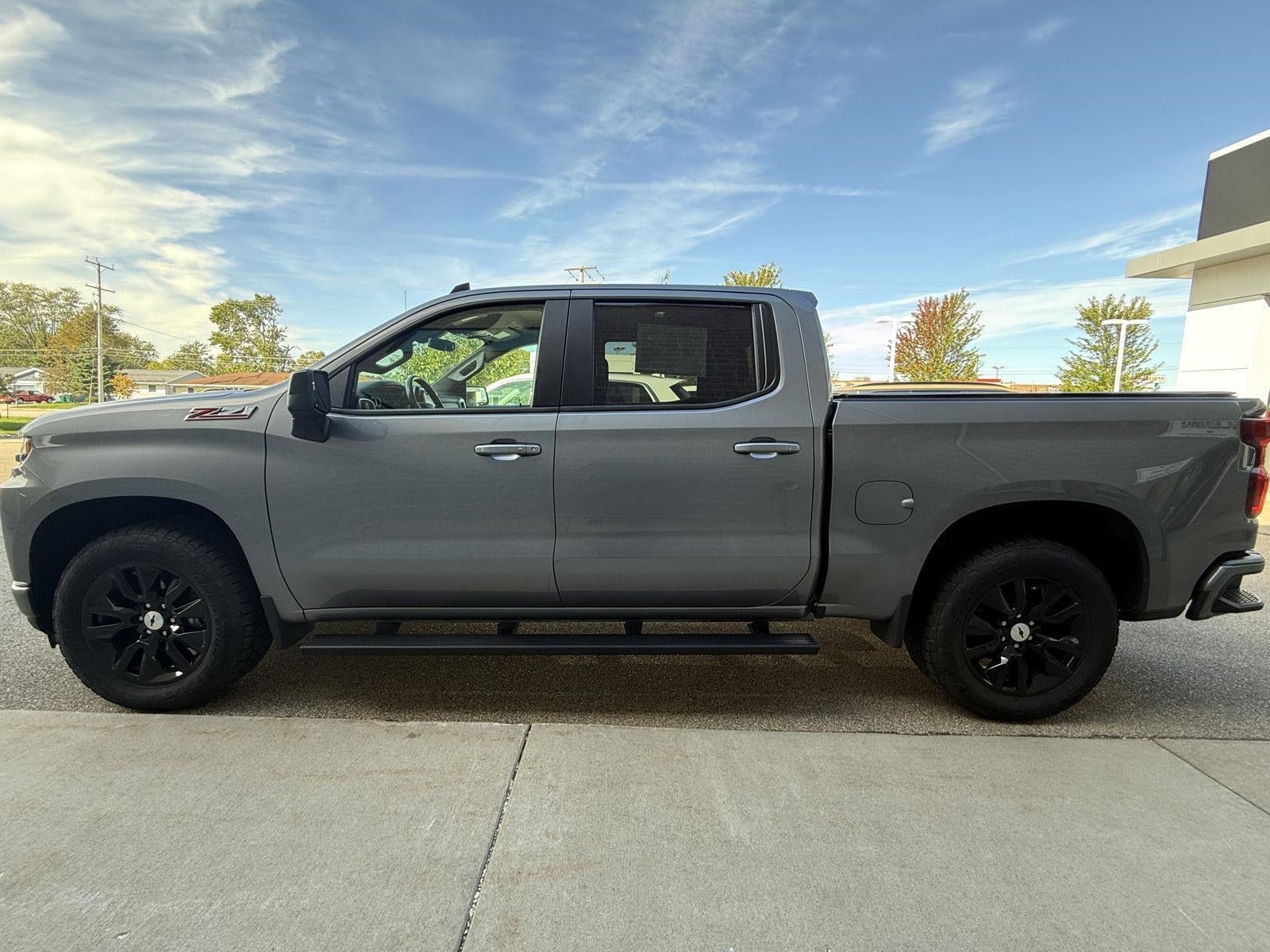 2022 Chevrolet Silverado 1500 LTD Crew Cab Short Box 4-Wheel Drive RST