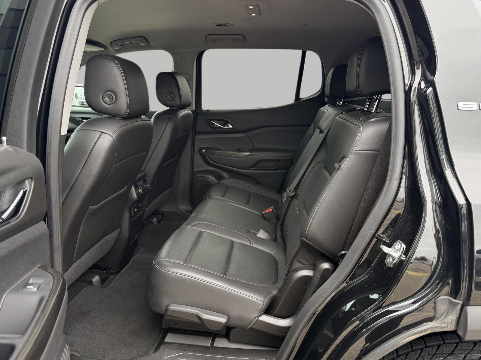 2023 GMC Acadia AWD SLT