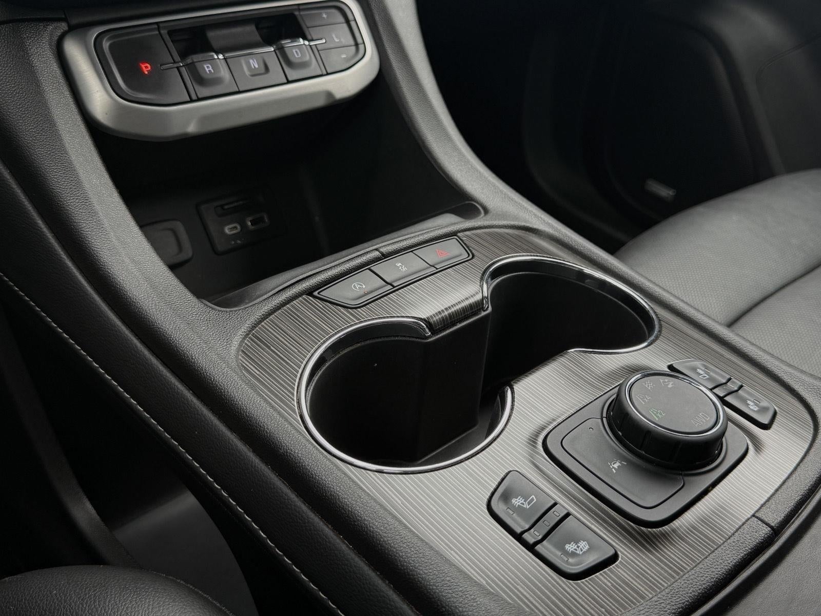 2023 GMC Acadia AWD SLT