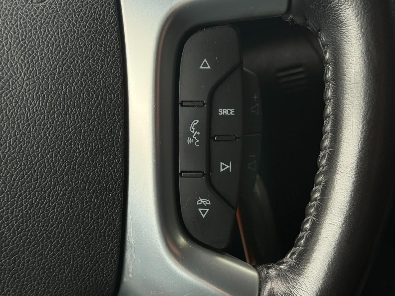 2016 Chevrolet Traverse FWD 1LT
