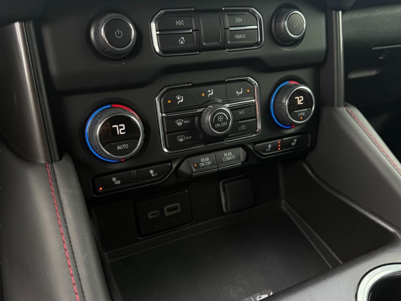 2023 Chevrolet Tahoe 4WD RST