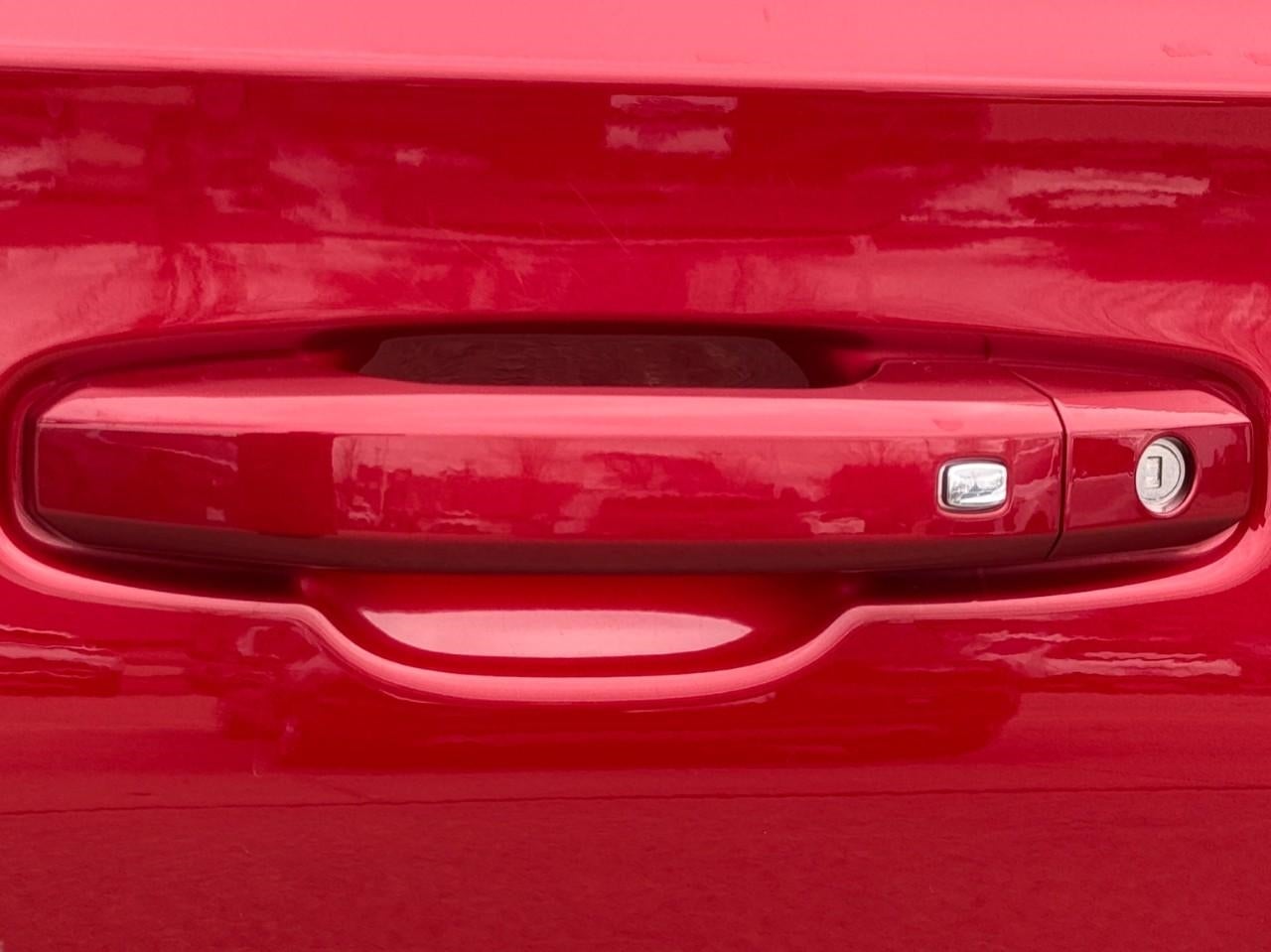 2023 Chevrolet Tahoe 4WD RST