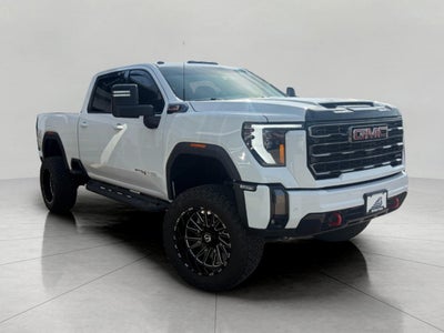 2024 GMC Sierra 2500HD Crew Cab Standard Box 4-Wheel Drive AT4
