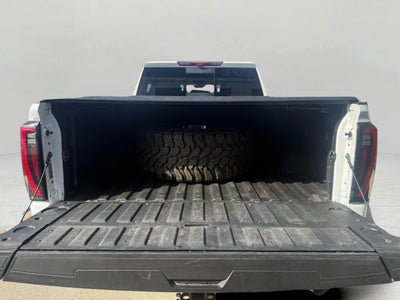 2024 GMC Sierra 2500HD Crew Cab Standard Box 4-Wheel Drive AT4