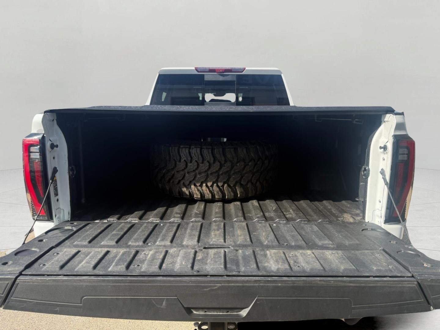 2024 GMC Sierra 2500HD Crew Cab Standard Box 4-Wheel Drive AT4
