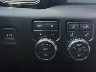 2024 GMC Sierra 2500HD Crew Cab Standard Box 4-Wheel Drive AT4