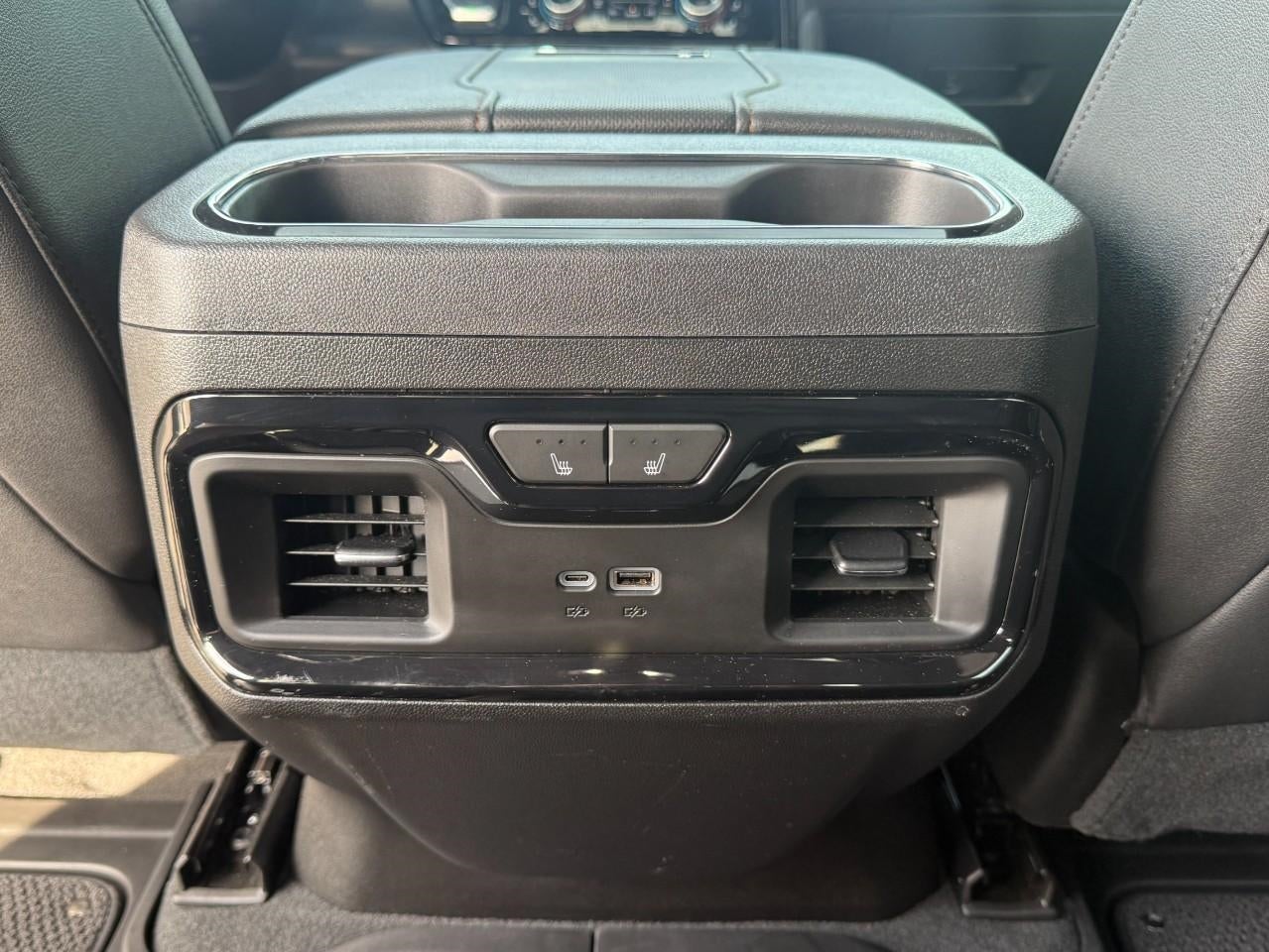 2024 GMC Sierra 2500HD Crew Cab Standard Box 4-Wheel Drive AT4