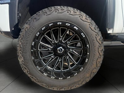 2024 GMC Sierra 2500HD Crew Cab Standard Box 4-Wheel Drive AT4