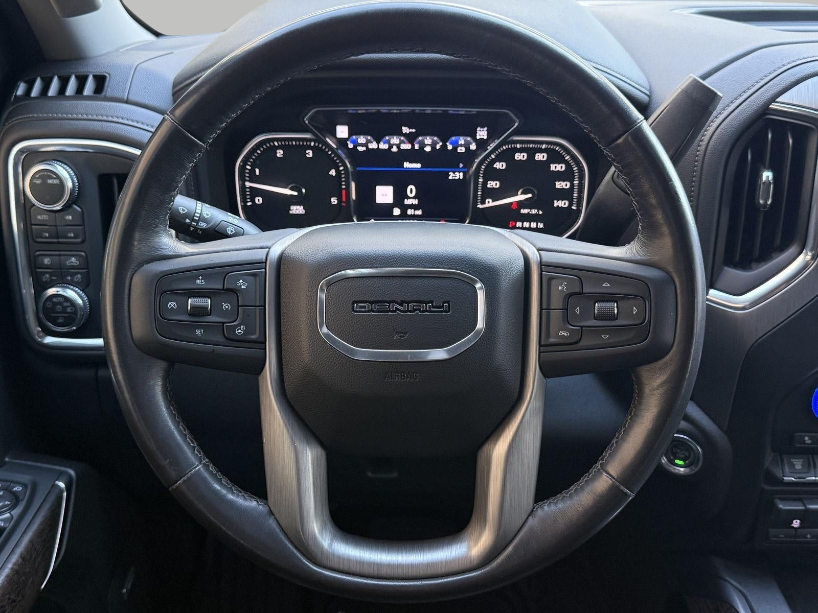 2023 GMC Sierra 3500HD Crew Cab Standard Box 4-Wheel Drive Denali