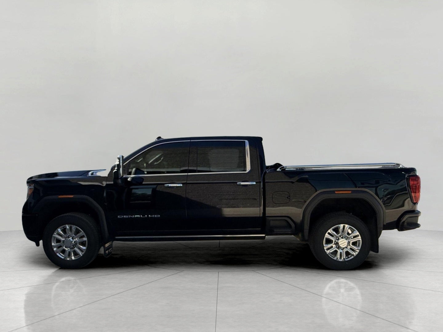 2023 GMC Sierra 3500HD Crew Cab Standard Box 4-Wheel Drive Denali