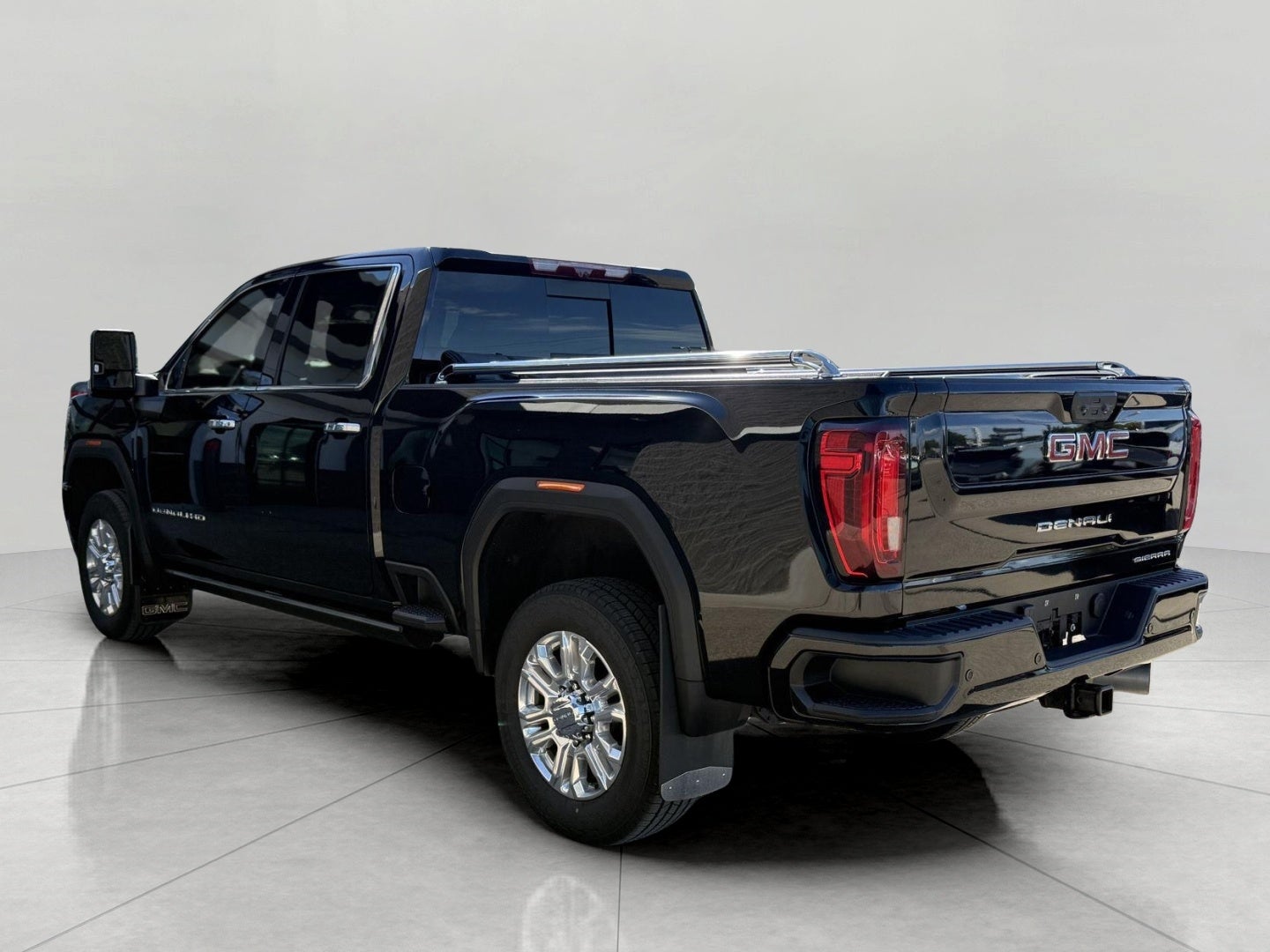 2023 GMC Sierra 3500HD Crew Cab Standard Box 4-Wheel Drive Denali