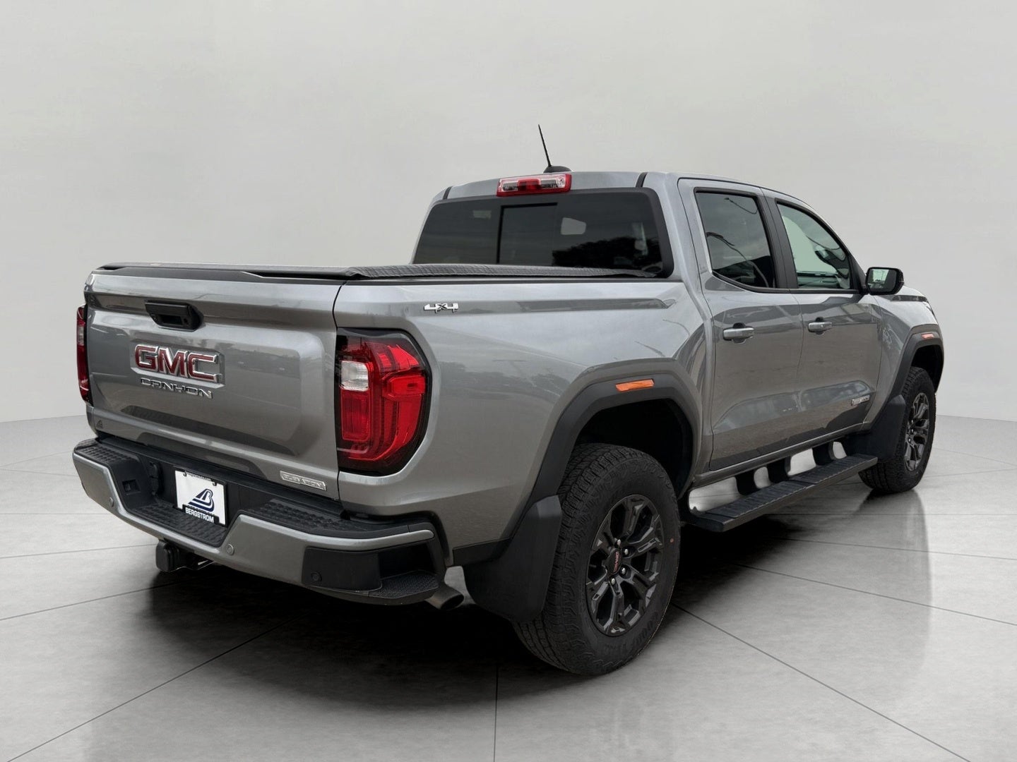 2024 GMC Canyon Crew Cab Short Box 4-Wheel Drive Elevation