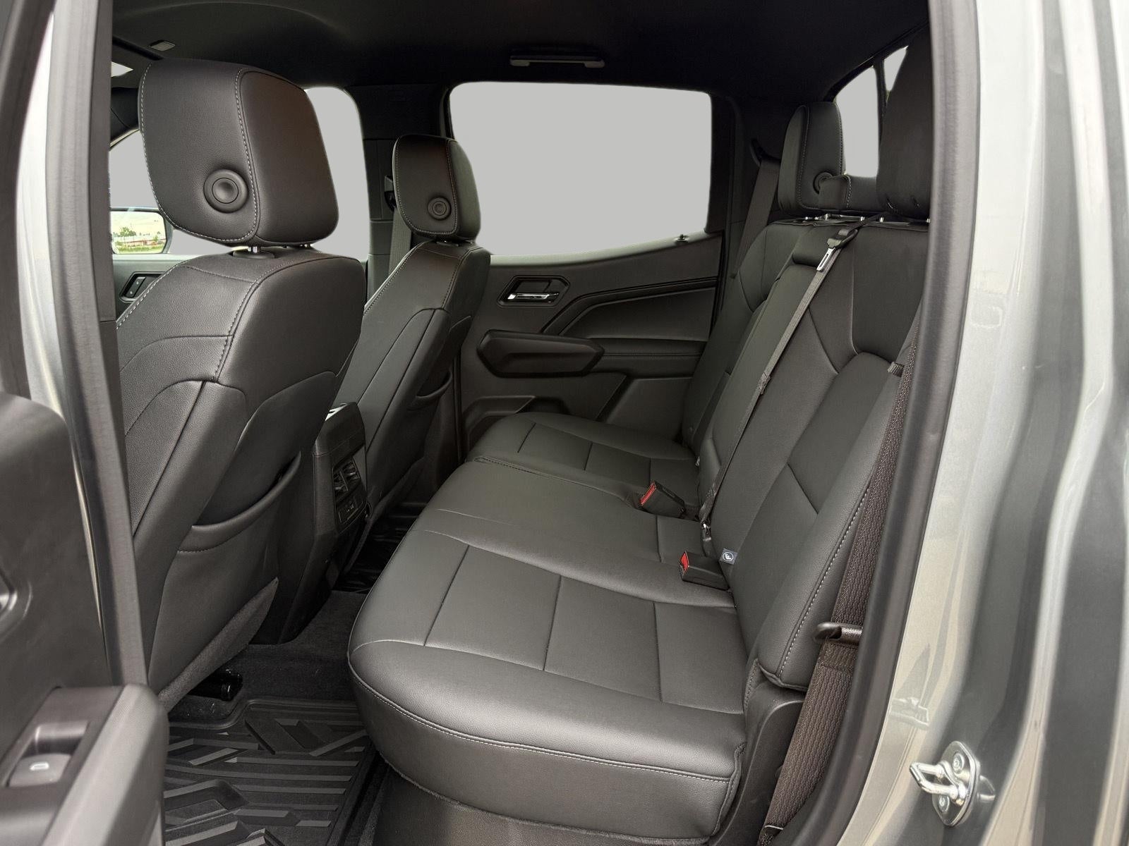2024 GMC Canyon Crew Cab Short Box 4-Wheel Drive Elevation
