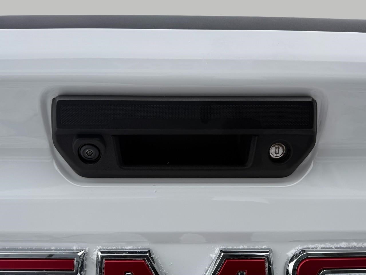 2023 GMC Canyon 4WD AT4