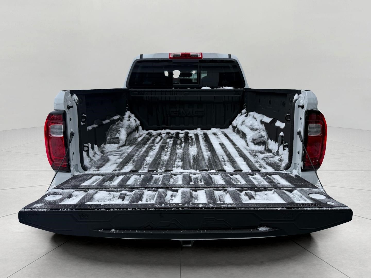 2023 GMC Canyon 4WD AT4