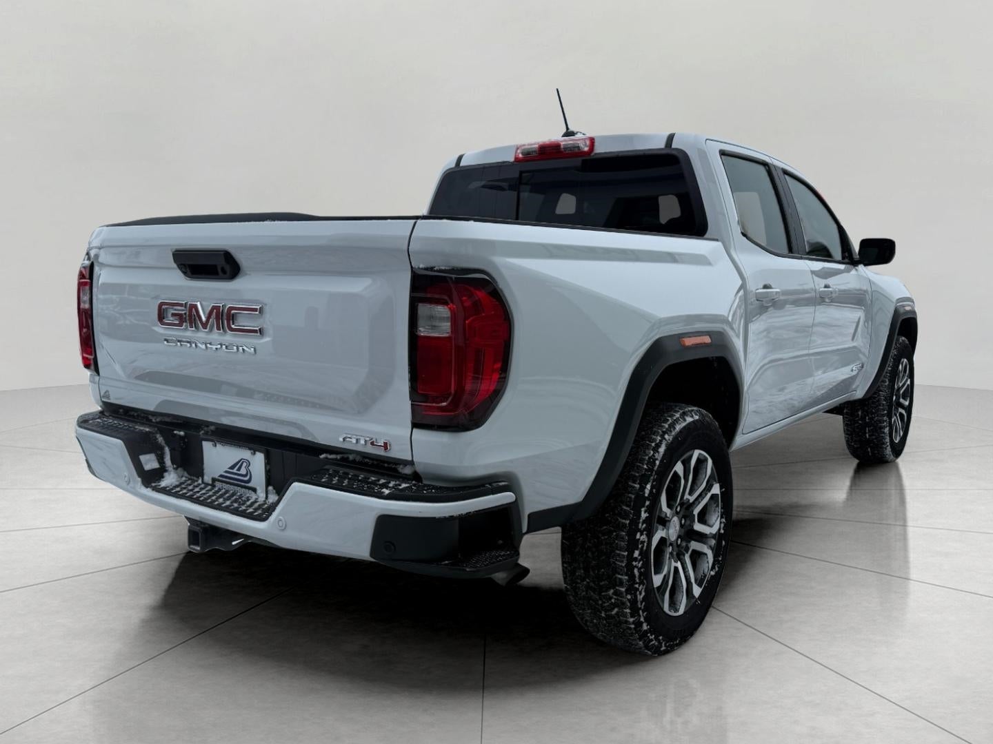 2023 GMC Canyon 4WD AT4