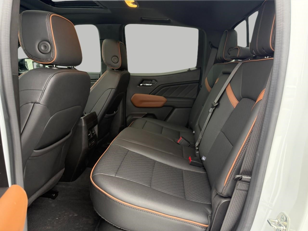 2023 GMC Canyon 4WD AT4