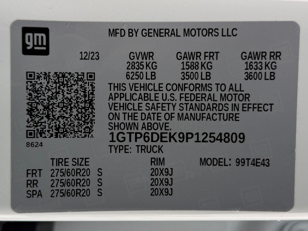 2023 GMC Canyon 4WD AT4